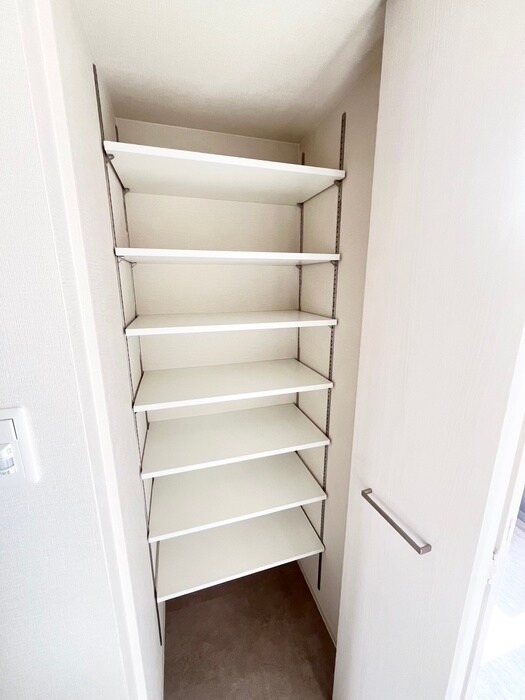 物件内観写真17　(靴箱)