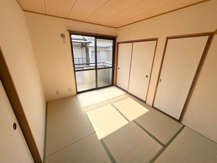 物件内観写真8　(居室)