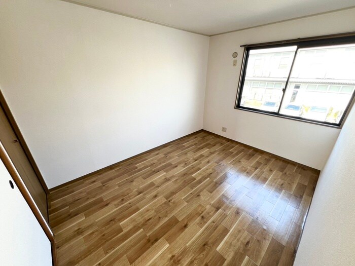 物件内観写真9　(居室)