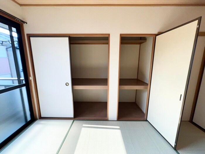 物件内観写真10　(居室)