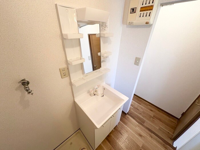 物件内観写真12　(洗面)