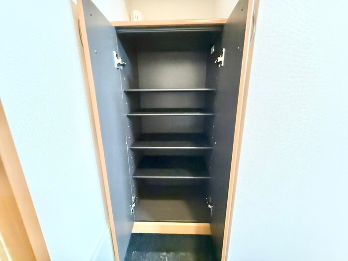 物件内観写真17　(靴箱)