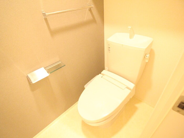 物件内観写真12　(トイレ)