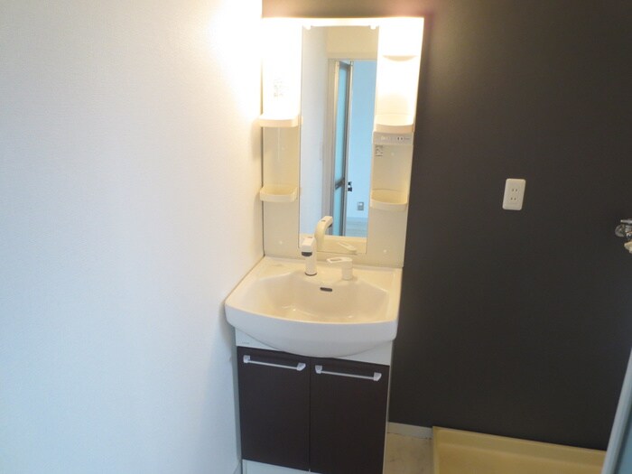 物件内観写真11　(洗面)