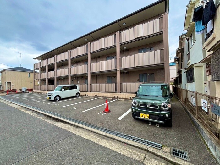 物件外観写真4　(外観写真)