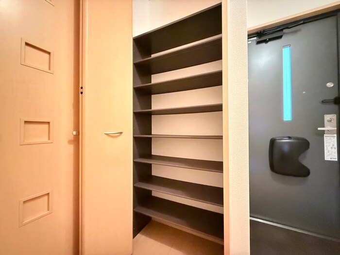 物件内観写真16　(靴箱)