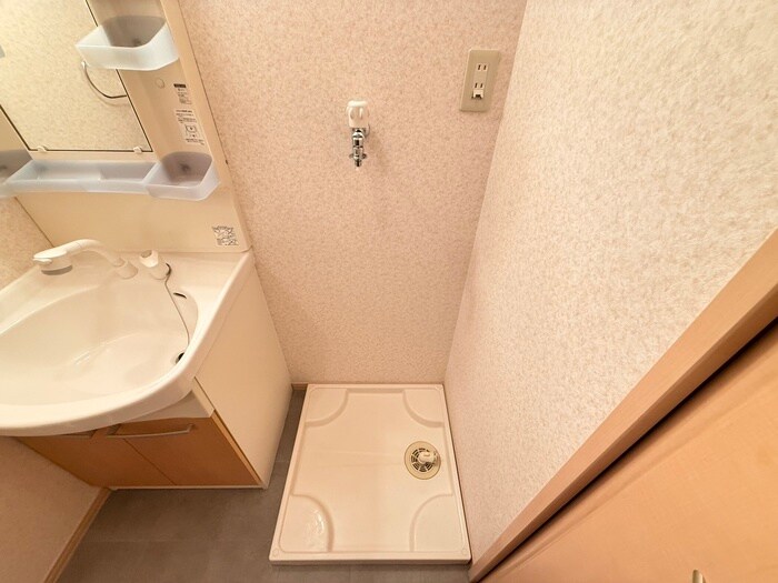 物件内観写真22　(洗濯機置場)