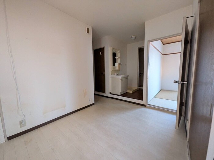 物件内観写真7　(居室)