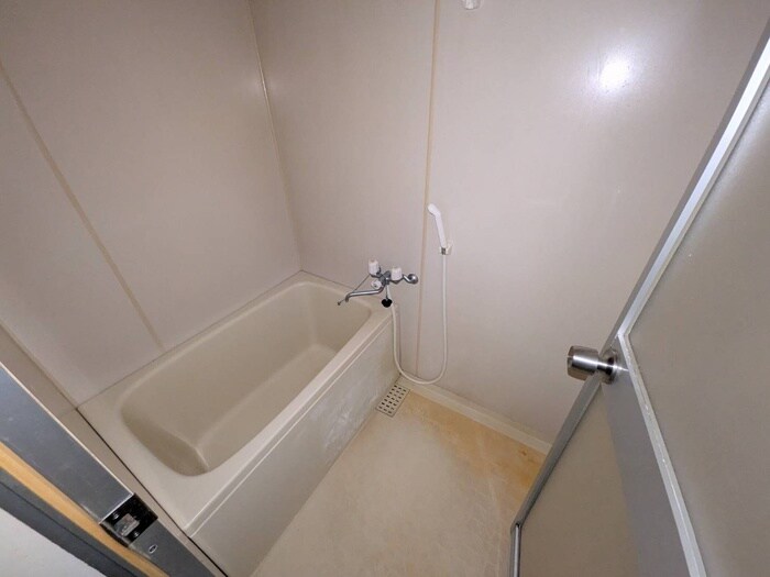物件内観写真16　(バス／シャワールーム等)
