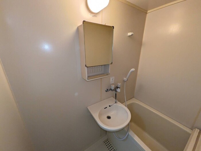 物件内観写真17　(洗面)