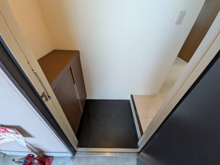 物件内観写真19　(玄関)