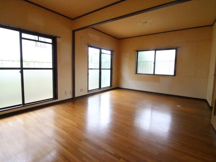 物件内観写真8　(居室)