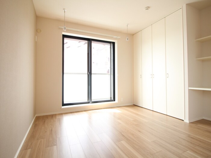 物件内観写真9　(居室)