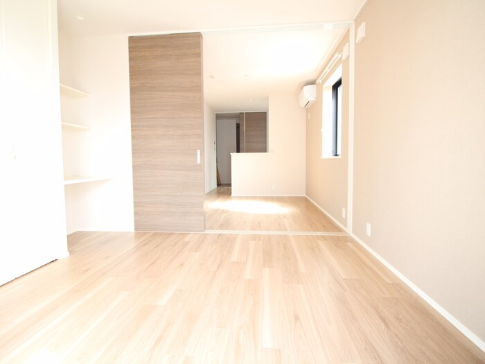 物件内観写真17　(居室)