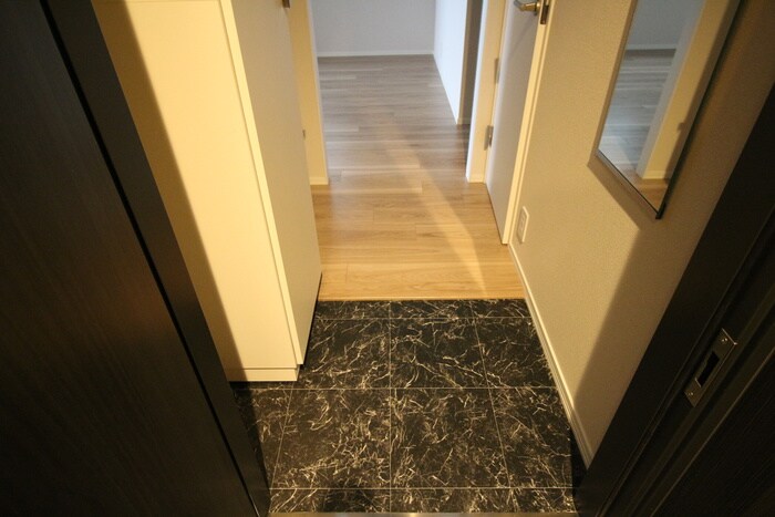 物件内観写真22　(玄関)