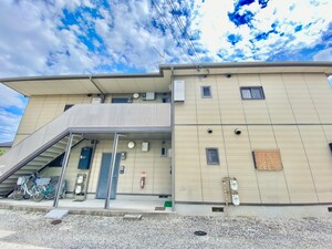 二田ハイツＤ棟外観写真
