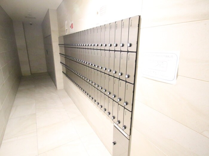 物件外観写真6　(建物設備)