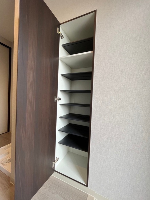 物件内観写真8　(靴箱)