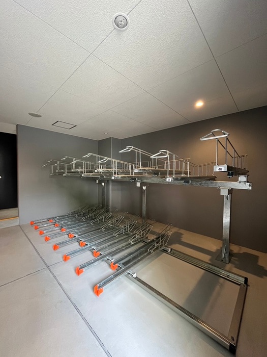 物件外観写真5　(駐輪場)