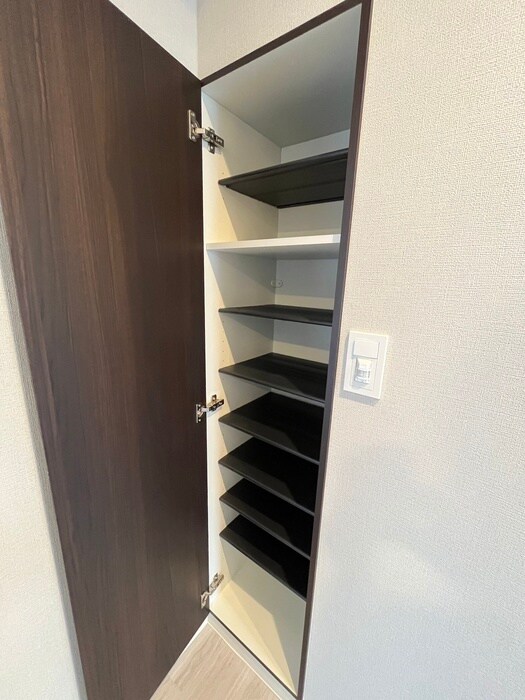 物件内観写真11　(靴箱)