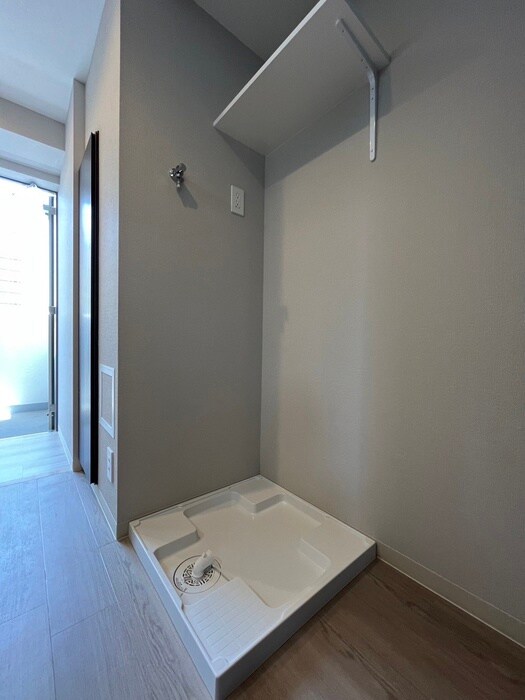 物件内観写真12　(洗濯機置場)