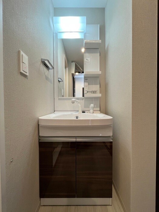 物件内観写真13　(洗面)