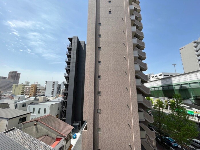 物件内観写真22　(室内からの展望)