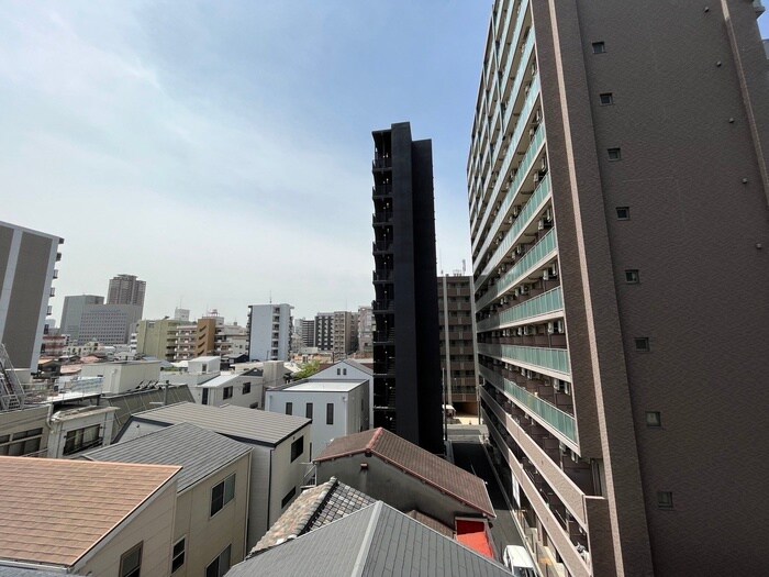 物件内観写真22　(室内からの展望)