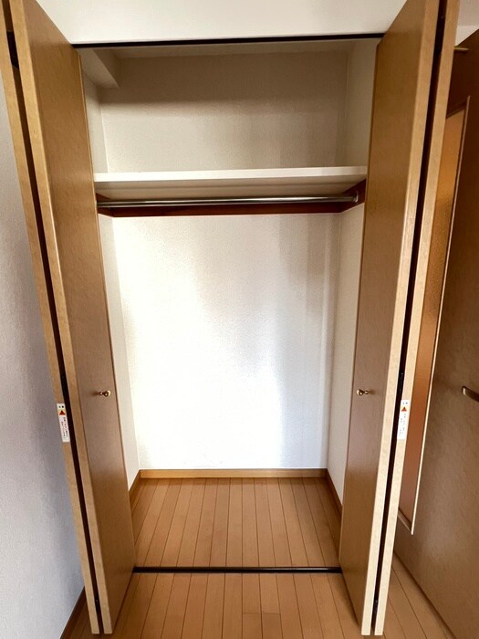 物件内観写真15　(収納)