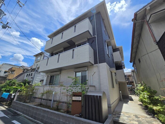 物件外観写真2　(外観写真)