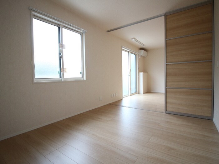 物件内観写真13　(居室)