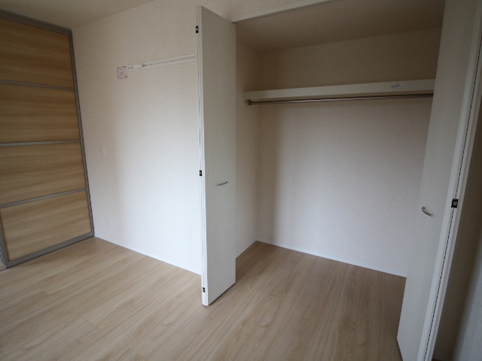 物件内観写真15　(収納)