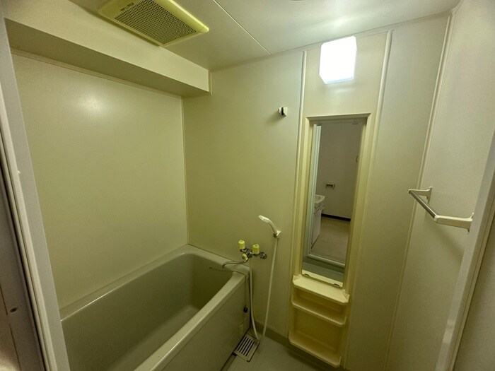 物件内観写真8　(バス／シャワールーム等)