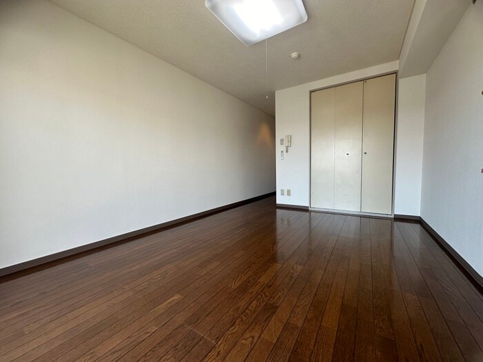 物件内観写真13　(居室)