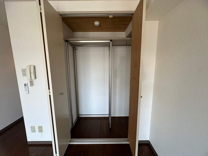 物件内観写真15　(収納)