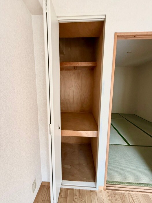 物件内観写真17　(収納)