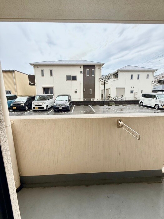 物件内観写真22　(室内からの展望)