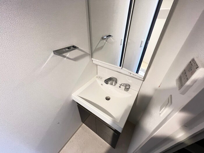 物件内観写真12　(洗面)