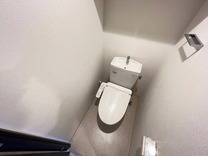 物件内観写真13　(トイレ)