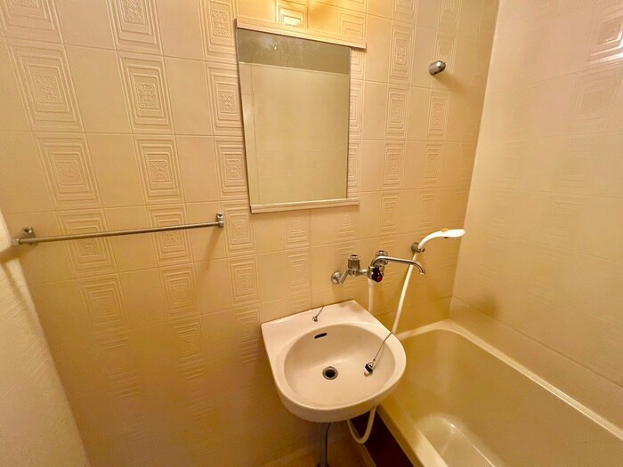 物件内観写真12　(洗面)