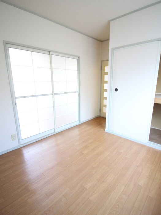 物件内観写真19　(居室)