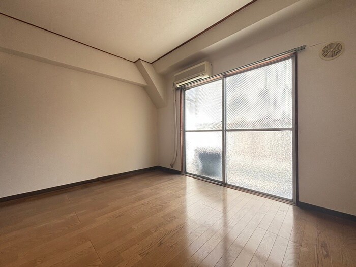 物件内観写真21　(居室)