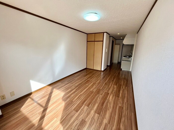 物件内観写真9　(居室)