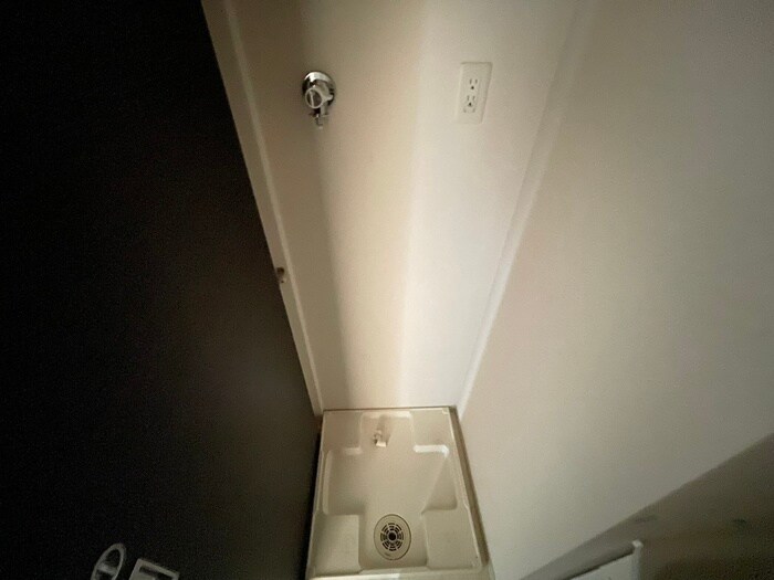 物件内観写真13　(洗濯機置場)