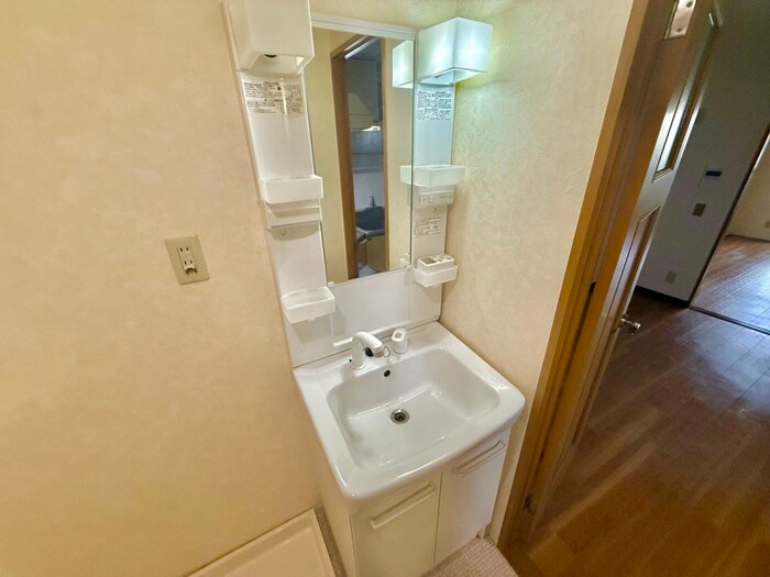 物件内観写真10　(洗面)