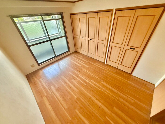 物件内観写真15　(居室)