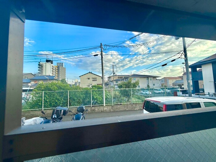 物件内観写真18　(室内からの展望)