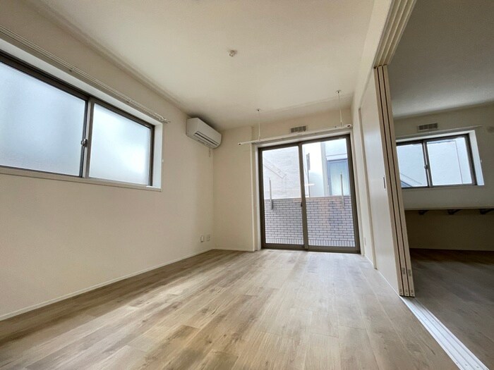 物件内観写真10　(居室)