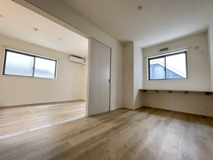 物件内観写真13　(居室)