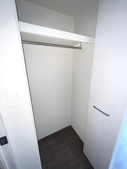 物件内観写真16　(収納)